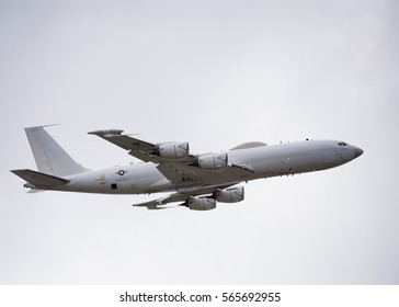 BOSSIER CITY, LA., U.S.A. – JAN. 25, 2017: A U.S. Navy E-6B Mercury Aircraft Approaches Barksdale Air Force Base.