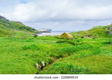 Bosta (Bostadh) Iron Age House Covered With Grass - Isle Of Lewis, Scotland