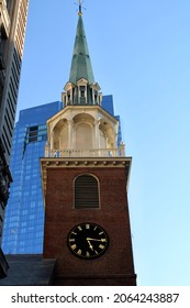 Boston, MA, USA, 9.11.21 - The Old South Meeting House Is A Historical Building That's Famous For The Site Where The Boston Tea Part Was Organized. It Was A Congregational Church.