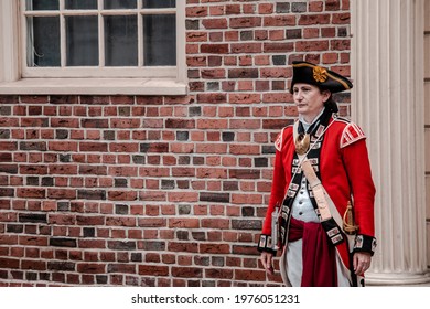 BOSTON, USA - JULY 12, 2019 : Show British Soldier From American Revolutionary For Tourist At Old State House In Boston, MA, USA.