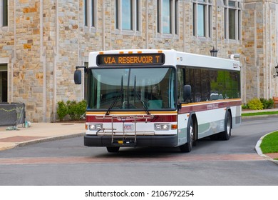 BOSTON, USA - MAY 2, 2021: Shuttle Bus In Boston College Main Campus In Chestnut Hill, City Of Newton, Massachusetts MA, USA.