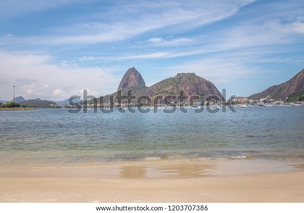 Botafogo Beach and Sugar Loaf Mountain - Rio de\
Janeiro, Brazil