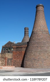 Bottle Kilns Of The Potteries, Stoke On Trent Staffordshire, England, Evidence Of A Once Thriving Ceramic Industry.