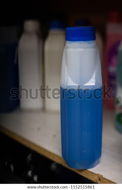Bottle with\
non-freezing cleaning\
liquid