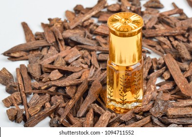 oud wood arabic