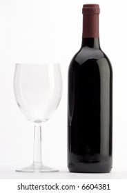 855 Plain wine bottle Images, Stock Photos & Vectors | Shutterstock