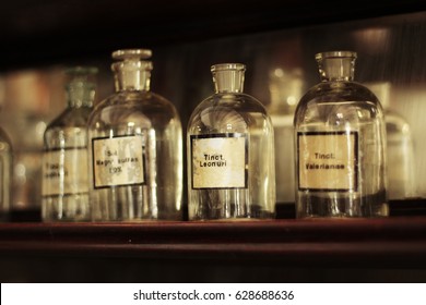 1,747 Vintage apothecary labels Images, Stock Photos & Vectors ...