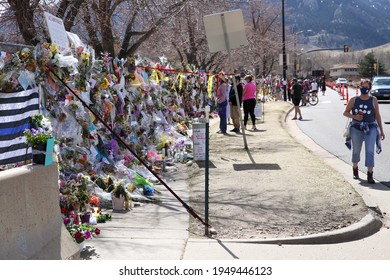 Boulder, Colorado - April 4 2021: Mourners At The King Soopers In Boulder Pay Their Respects On Easter Sunday.