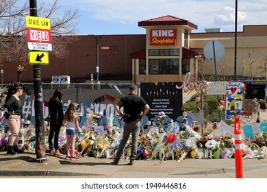 Boulder, Colorado - April 4 2021: Mourners Pay Respects At The King Soopers On Easter Sunday.
