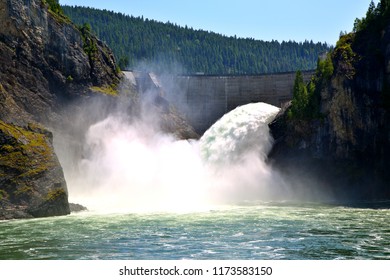 Boundary dam Images, Stock Photos & Vectors | Shutterstock