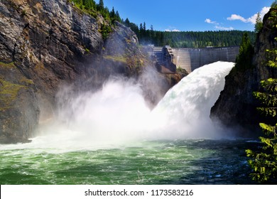 Boundary dam Images, Stock Photos & Vectors | Shutterstock