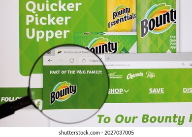 Bounty Is An American Brand Of Paper Towel That Is Manufactured By Procter And Gamble In The United States. Image Of A Magnifying Glass On The Bounty Logo.