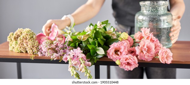 Bouquet 001, Step By Step Installation Of Flowers In A Vase. Flowers Bunch, Set For Home. Fresh Cut Flowers For Decoration Home. European Floral Shop. Delivery Fresh Cut Flower.