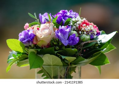 Bouquet in schönen Farben mit Rose 