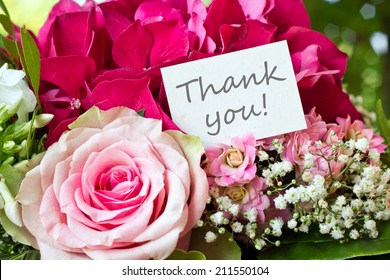 Bouquet with pink rose and lettering thank you/thank you/english
