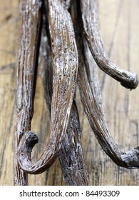 Bourbon de Madagascar vanilla pods