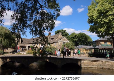 Bourton On The Water Cotswolds England August 2022 Water And Shops 