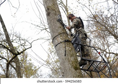 Bow Hunter Tree Stand Ladder Climb