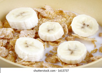 Bowl Cereal Bananas Frosted Flakes