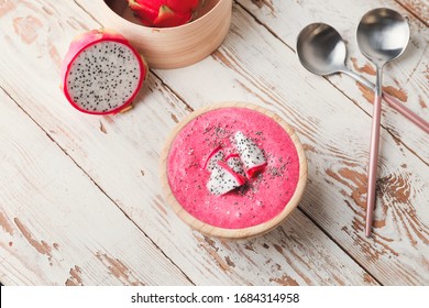 Bowl With Dragon Fruit Smoothie On Table