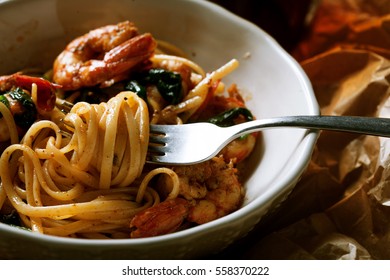 Bowl Of Linguine With Shrimps And Spinach