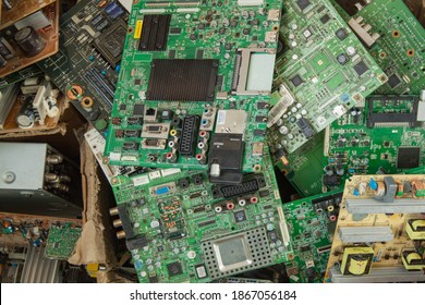 518 Tv repair shop Images, Stock Photos & Vectors | Shutterstock