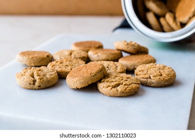 Box of Quick Bites Mini / Small Cookies Apple and Cinnamon Flavored - Powered by Shutterstock