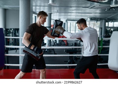 18,043 Boxer trainer Images, Stock Photos & Vectors | Shutterstock