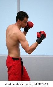 Boxing man