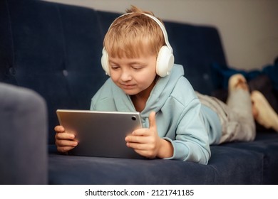 Boy Home Communicates Friends On Internet Stock Photo 2121741185 ...