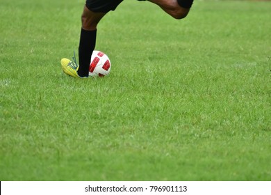 94 Kids playing kickball Images, Stock Photos & Vectors | Shutterstock