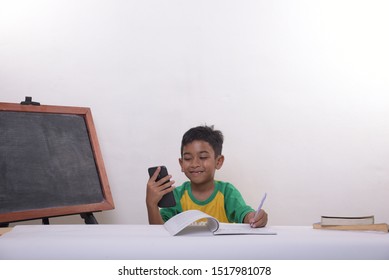 Children Sitting Desk Images Stock Photos Vectors Shutterstock