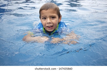 Boy Surprised Look Swimming Pool Stock Photo 147435860 | Shutterstock