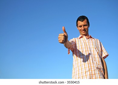 boy with thumb up