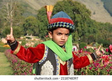 kashmiri ethnic wear