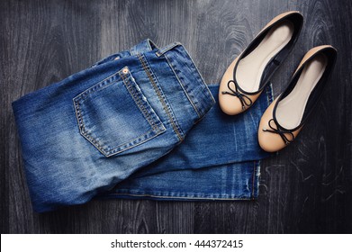35,450 Jeans boyfriend Images, Stock Photos & Vectors | Shutterstock