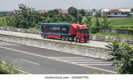 Boyolali Indonesia March 17 2022 Mercedes Benz Actros Truck On Trans Jawa Highway