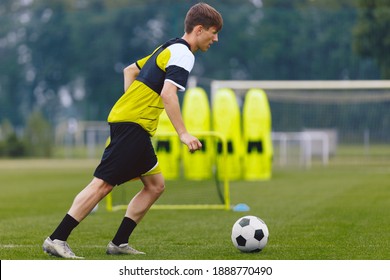 795 Mannequin soccer Images, Stock Photos & Vectors | Shutterstock