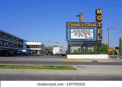 BOZEMAN, MT -7 SEP 2018- View Of The Old-fashioned Lewis And Clark Motel Located In Historic Downtown Bozeman, Montana, Home To The Campus Of Montana State University (MSU).