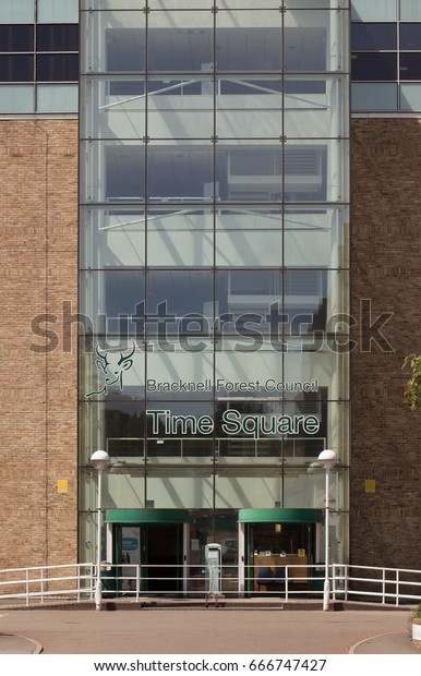 BRACKNELL, UK - 26 JUNE 2017:  Bracknell Forest\
Council \'Time Square\' offices, used for administration of Council\
Tax, housing and\
schools