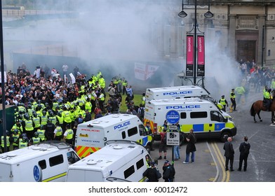 90 Bradford riots Images, Stock Photos & Vectors | Shutterstock