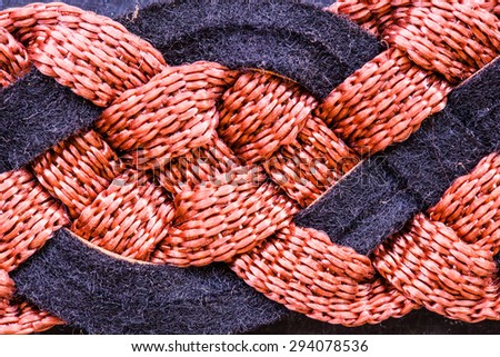 The braided rope.