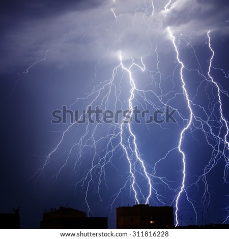 Branched lightning in the night sky
