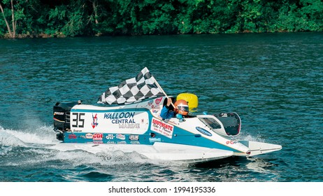 Branson, Missouri USA June 19 2021- Branson Grand Prix Of Missouri Powerboat Nationals Race Victory Lap