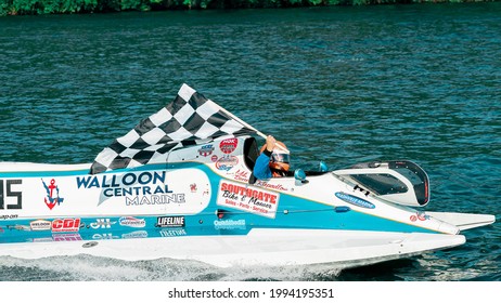 Branson, Missouri USA June 19 2021- Branson Grand Prix Of Missouri Powerboat Nationals Race Victory Lap