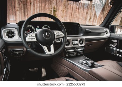 Mercedes Benz G Class Images Stock Photos Vectors Shutterstock