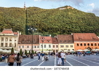 Brasov, Romania - July 18, 2019: Tampa Mount And Tenements Around Council Square In Centre Of Old Town Of Brasov City In Transylvania Region