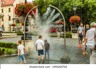 BRATISLAVA, SLOVAKIA - AUGUST 26, 2019:  Tourists Visiting Hviezdoslavovo Namestie In  Bratislava, Capital Of Slovakia