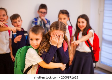 1,807 Bullied Schoolgirl Images, Stock Photos & Vectors | Shutterstock