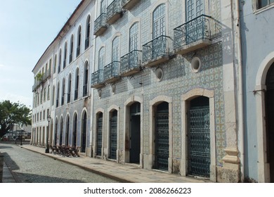 Brazil, São Luís, Maranhão, December 2021. Portuguese Tiled Facades Of Buildings On Rua Portugal, Historic Center Of São Luís, Northeast, Northeast Of Brazil
